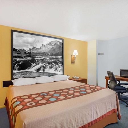 ซูเปอร์ 8 บาย วินด์แฮม ไดมอนด์วิลล์ เคมเมอเรอร์ Motel Kemmerer ภายนอก รูปภาพ