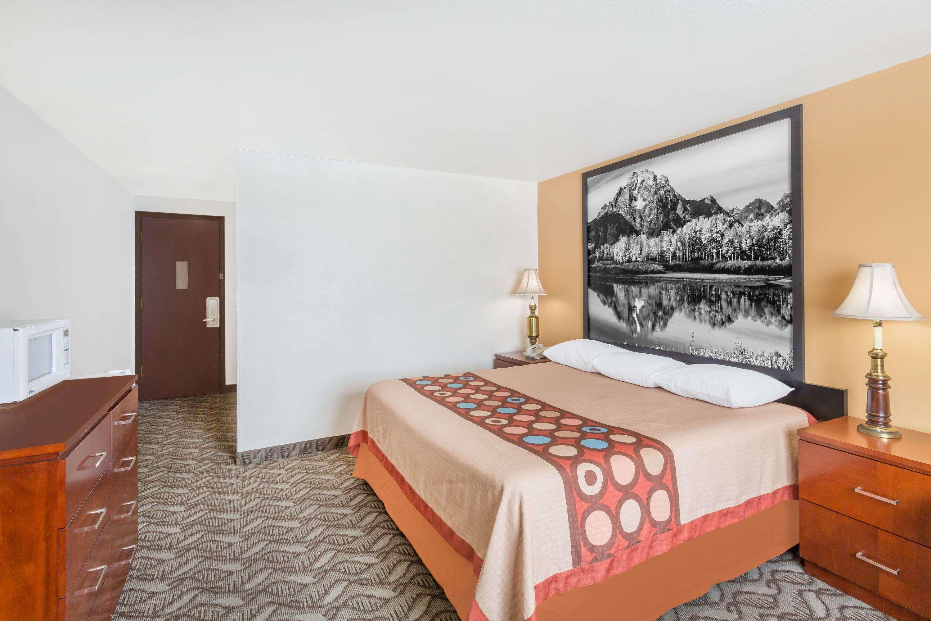 ซูเปอร์ 8 บาย วินด์แฮม ไดมอนด์วิลล์ เคมเมอเรอร์ Motel Kemmerer ภายนอก รูปภาพ
