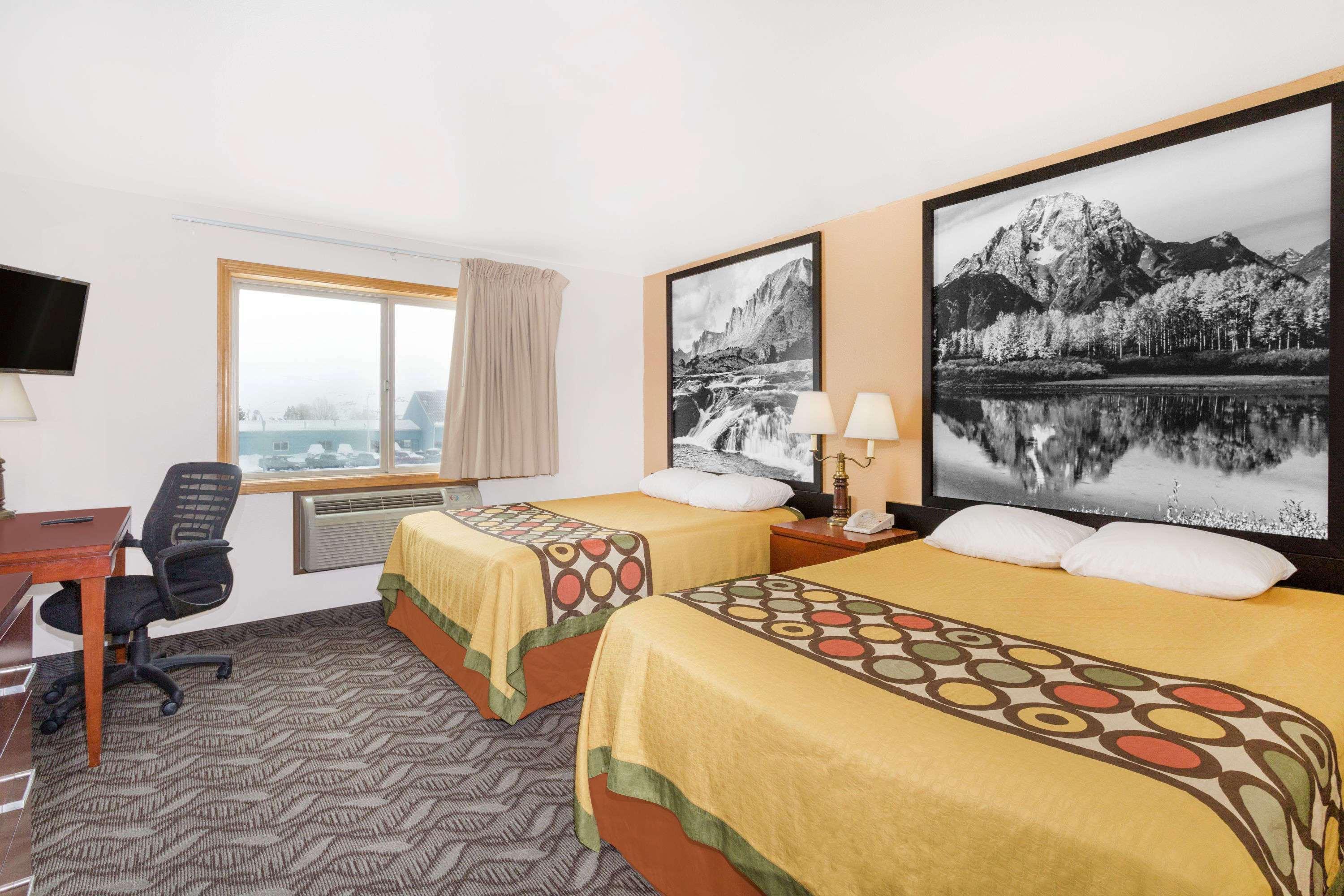 ซูเปอร์ 8 บาย วินด์แฮม ไดมอนด์วิลล์ เคมเมอเรอร์ Motel Kemmerer ภายนอก รูปภาพ