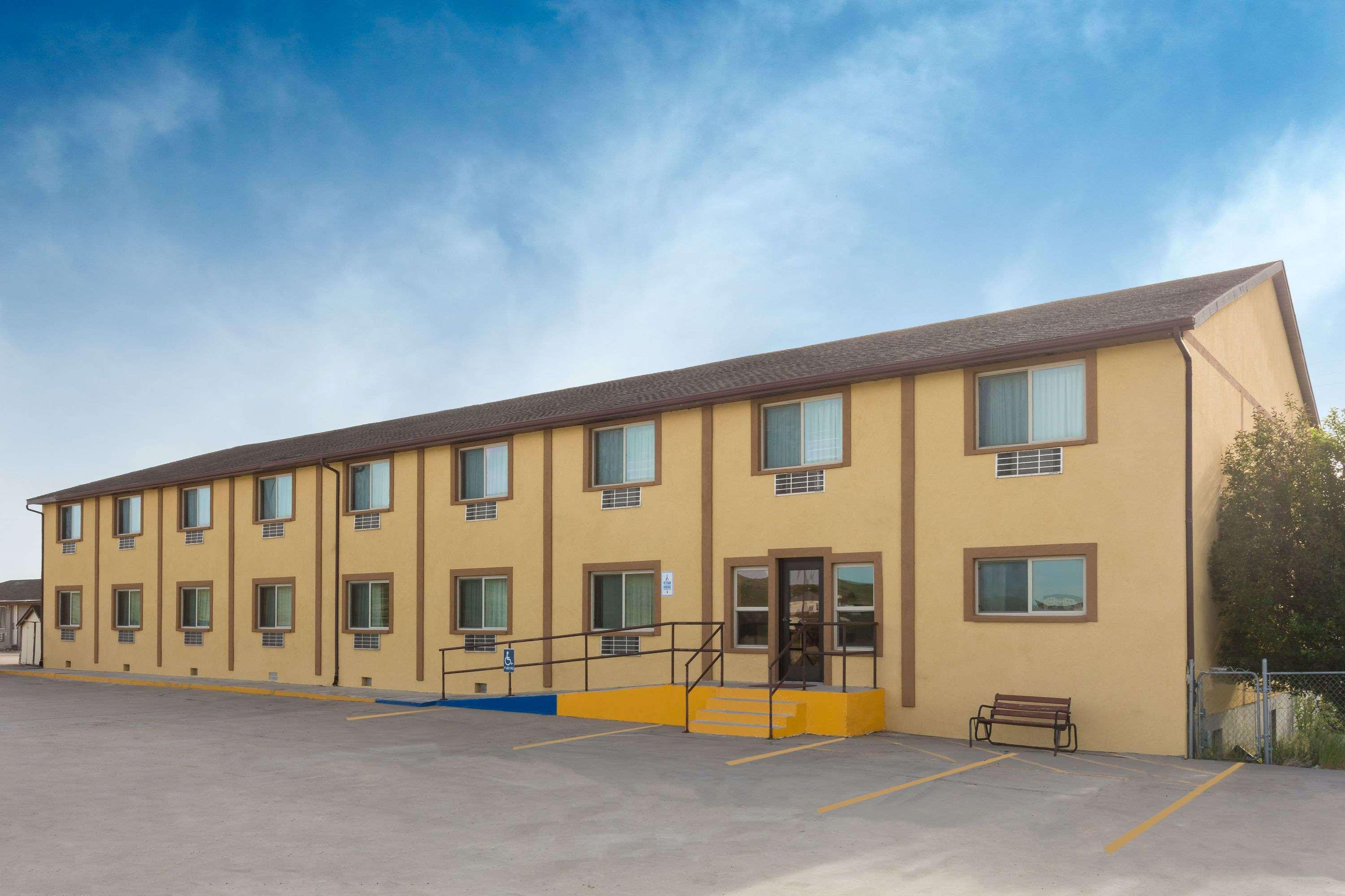 ซูเปอร์ 8 บาย วินด์แฮม ไดมอนด์วิลล์ เคมเมอเรอร์ Motel Kemmerer ภายนอก รูปภาพ