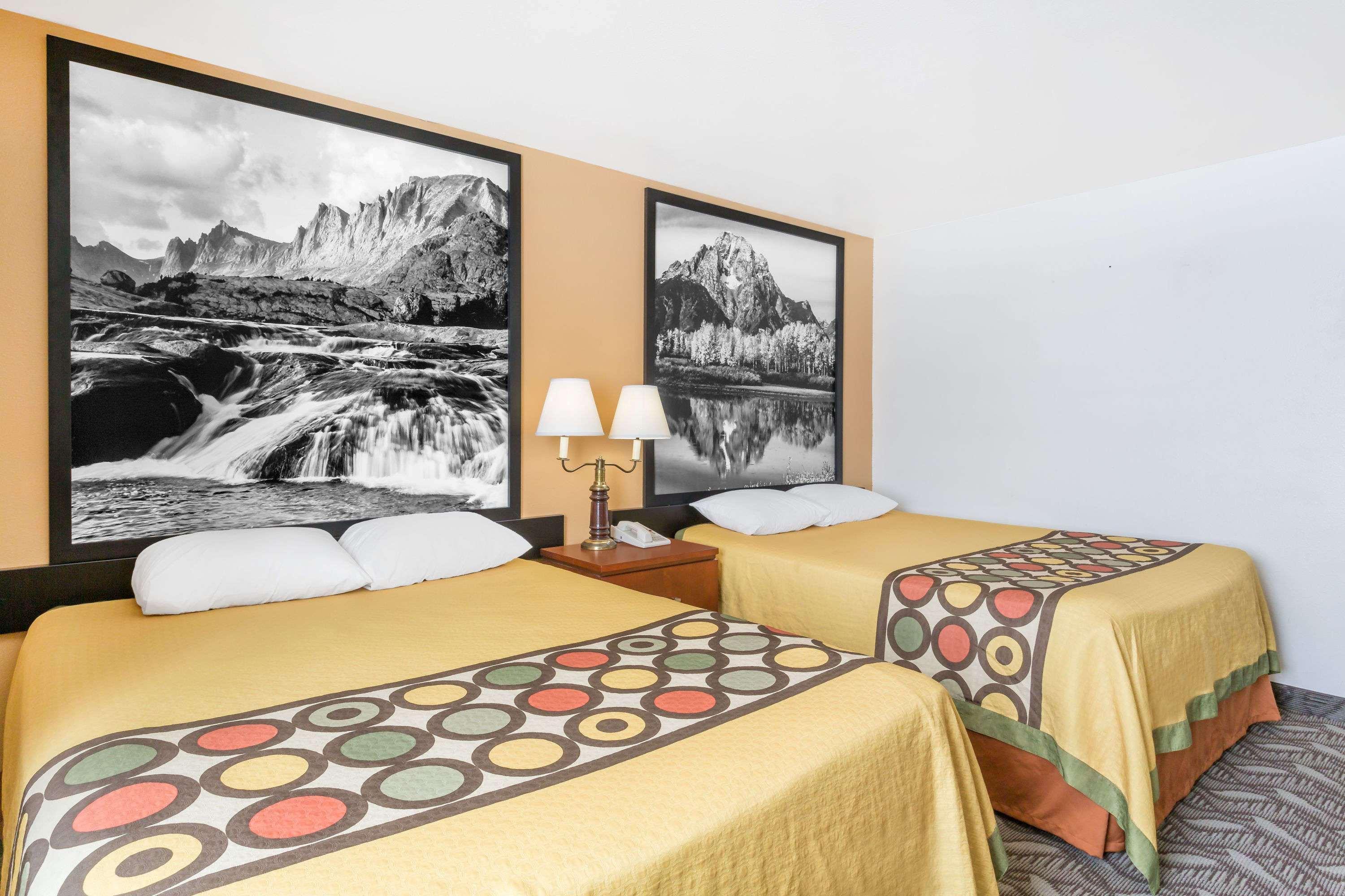 ซูเปอร์ 8 บาย วินด์แฮม ไดมอนด์วิลล์ เคมเมอเรอร์ Motel Kemmerer ภายนอก รูปภาพ