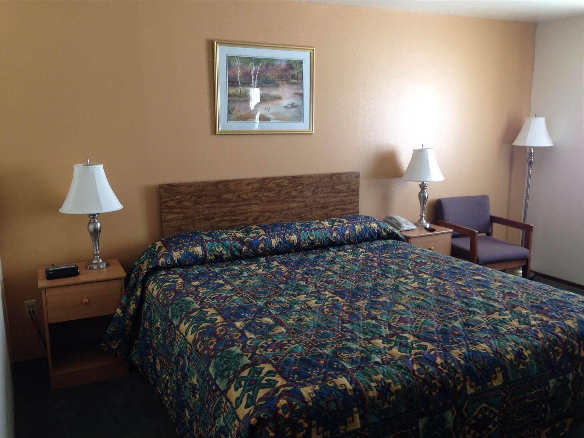ซูเปอร์ 8 บาย วินด์แฮม ไดมอนด์วิลล์ เคมเมอเรอร์ Motel Kemmerer ภายนอก รูปภาพ